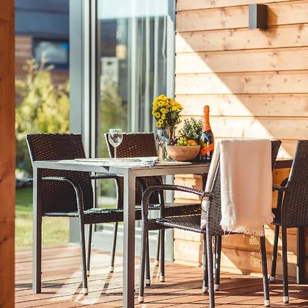 Rresort - Klimatyzowane Domki Nad Morzem - Basen I Sauna * Rewal