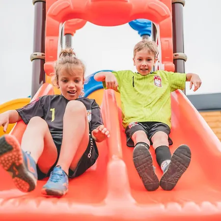 Rresort - Komfortowe Domki Nad Morzem Z Basenem *