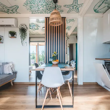 Rresort - Komfortowe Domki Nad Morzem Z Basenem Prázdninový dům *